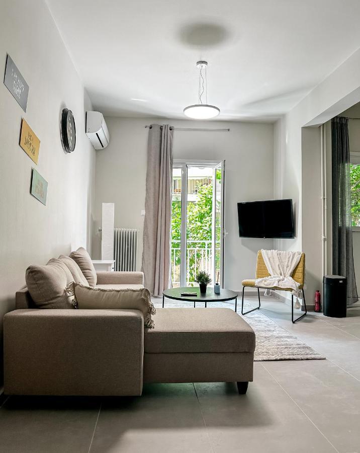 Metro Chic Haven: Modernized Urban Studio Near The Tram Athen Eksteriør billede