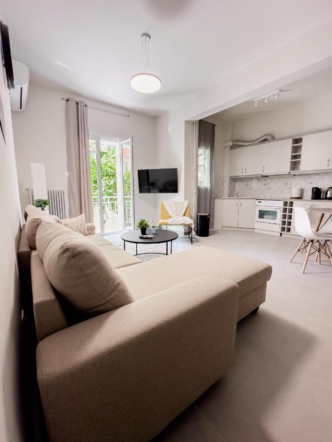 Metro Chic Haven: Modernized Urban Studio Near The Tram Athen Eksteriør billede