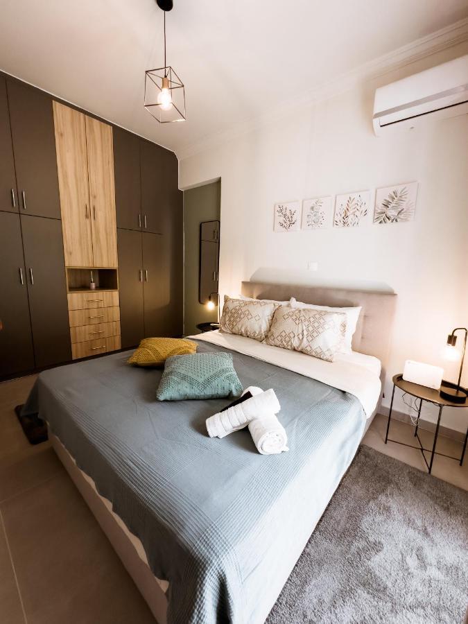 Metro Chic Haven: Modernized Urban Studio Near The Tram Athen Eksteriør billede
