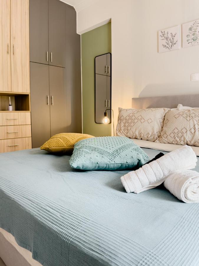 Metro Chic Haven: Modernized Urban Studio Near The Tram Athen Eksteriør billede