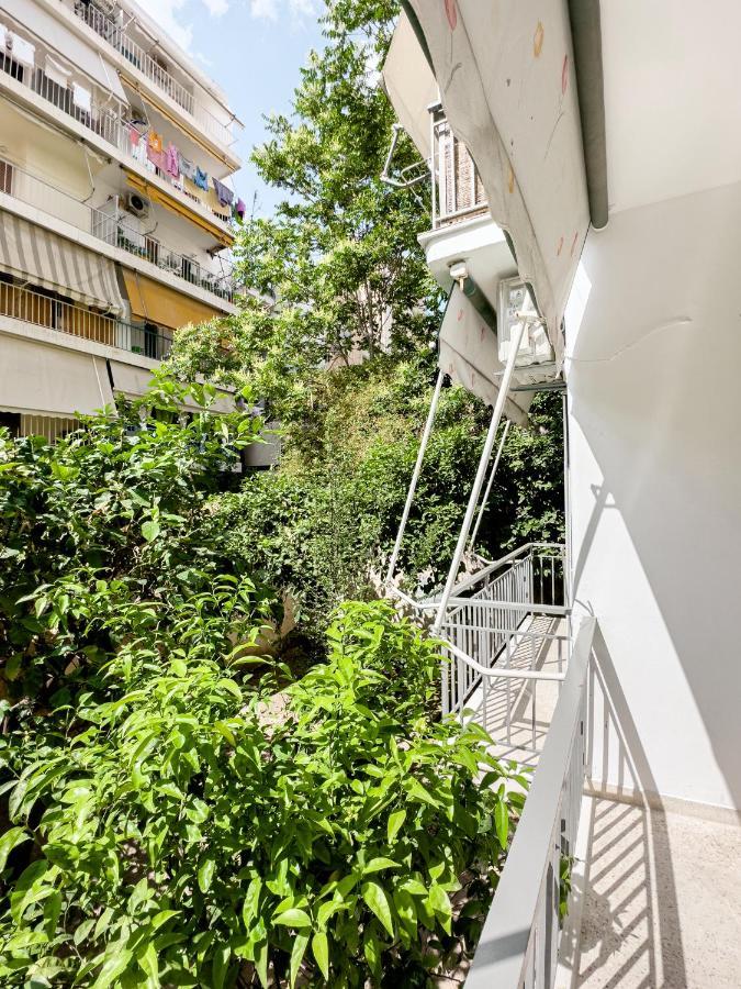 Metro Chic Haven: Modernized Urban Studio Near The Tram Athen Eksteriør billede