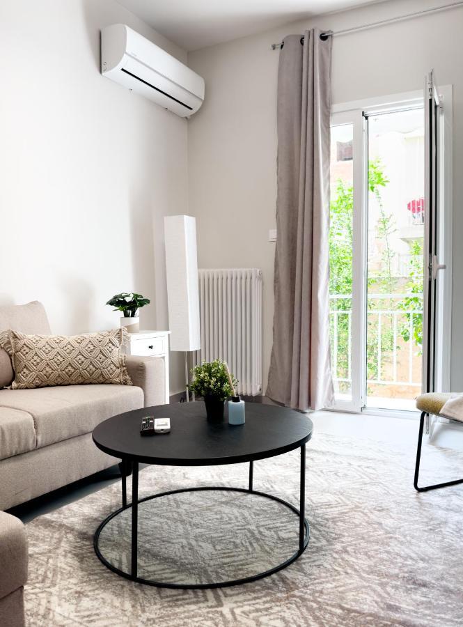 Metro Chic Haven: Modernized Urban Studio Near The Tram Athen Eksteriør billede