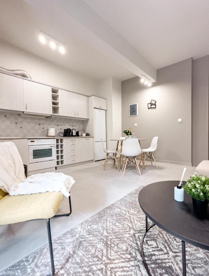 Metro Chic Haven: Modernized Urban Studio Near The Tram Athen Eksteriør billede