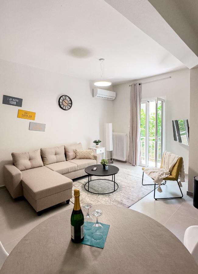 Metro Chic Haven: Modernized Urban Studio Near The Tram Athen Eksteriør billede